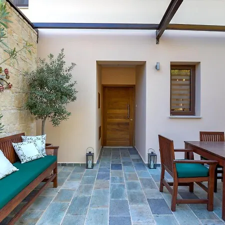 Villa 111 Deilino Stunning Sea Views, Aphrodite Hills