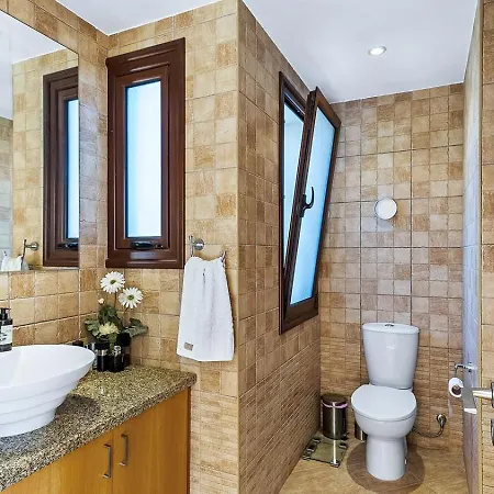Villa 111 Deilino Stunning Sea Views, Aphrodite Hills *